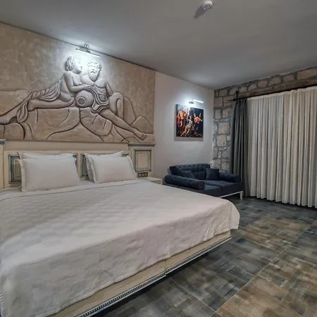 Dionysos Special Class Adults Only 12 Years * Assos